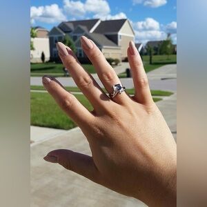 Sterling silver diamond lotus ring size 6